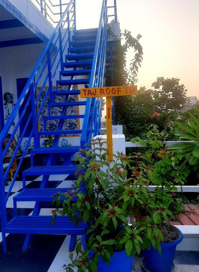 The Coral House Homestay By The Taj Agra  Exterior photo